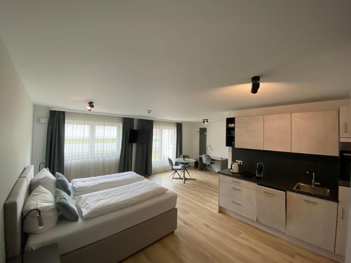 Snooze Apartments Alling Exterior photo